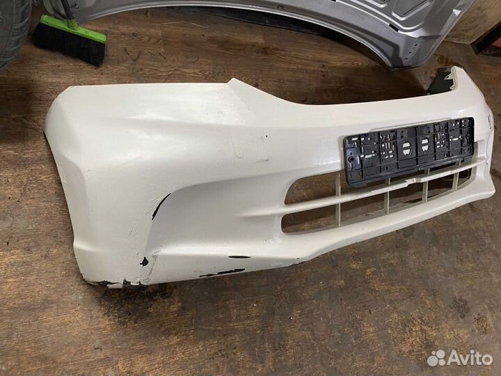 Бампер передний 71101SYY9000 Honda Freed 2008-2016