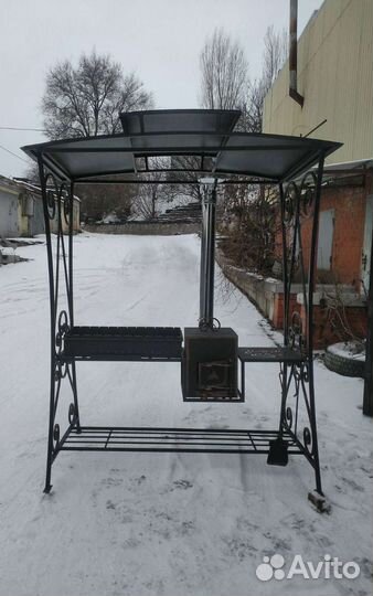 Мангал с печью под казан и крышей