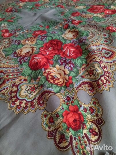 Платок, шаль