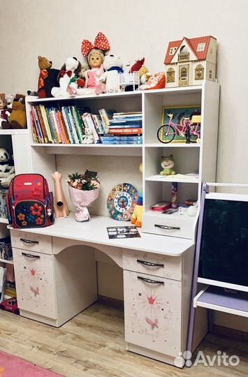 Письменный стол