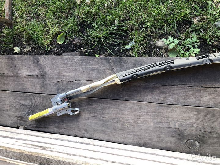 Подушка потолочная (шторка) левая S -Class w221