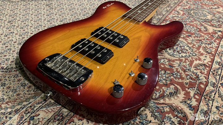 G&L asat bass