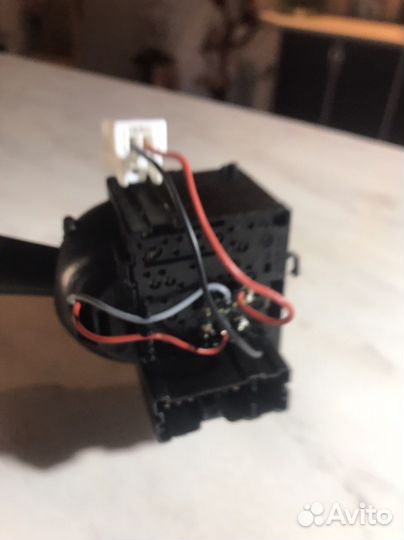 Подрулевой переключатель