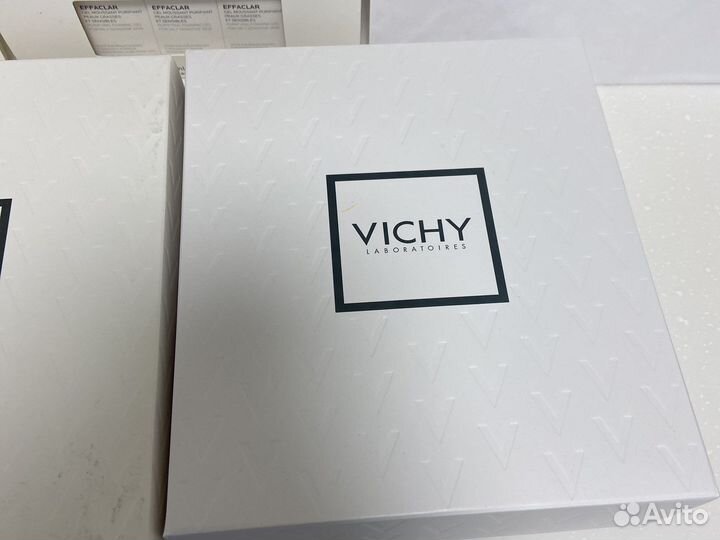 Пакеты и коробки vichy la roche-posay коробки