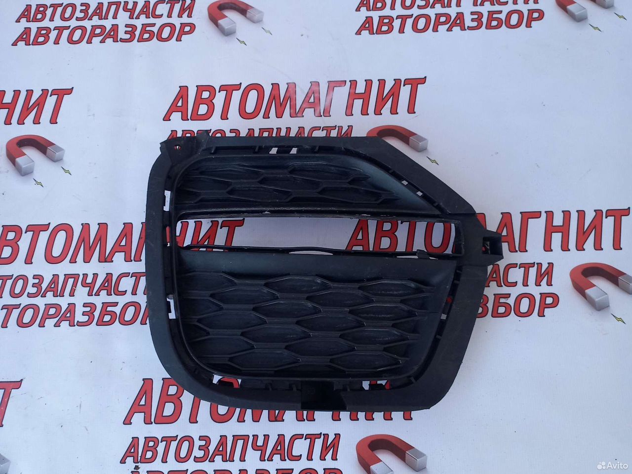 Накладка противотуманной фары Чери Тигго 4