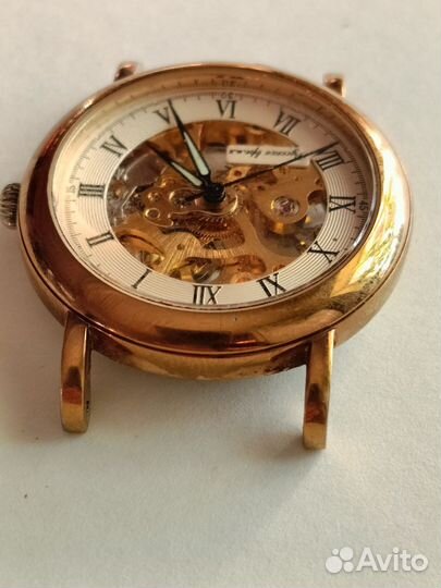 Часы наручные