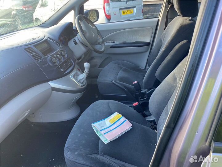 Разбор на запчасти Mitsubishi Grandis