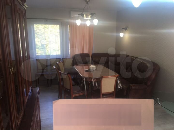 Дом 180 м² на участке 6 сот.