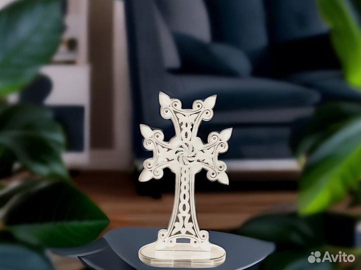 Крест настольный