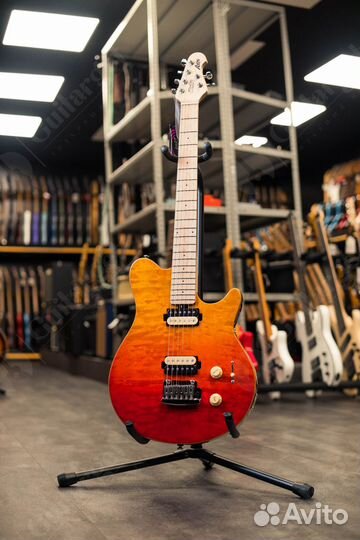 Sterling AX3QM-SPR-M1 Axis in Quilted электрогитар