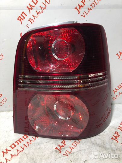 Фонарь задний правый Volkswagen Touran 1T BMY 2009