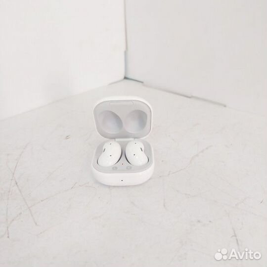 Беспроводные наушники Samsung Galaxy Buds Live