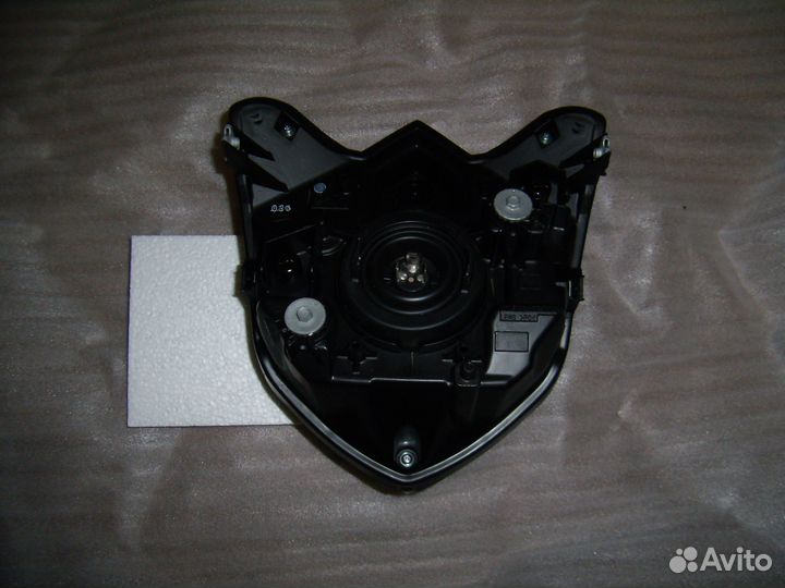 Фара для yamaha FZ6R 2009-15 год новая