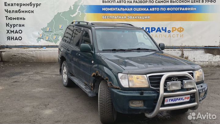 Суппорт тормозной задний правый Toyota Land Cruiser 100 47730-60100