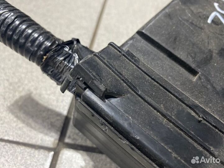 Блок предохранителей Nissan X-Trail HNT32-161132