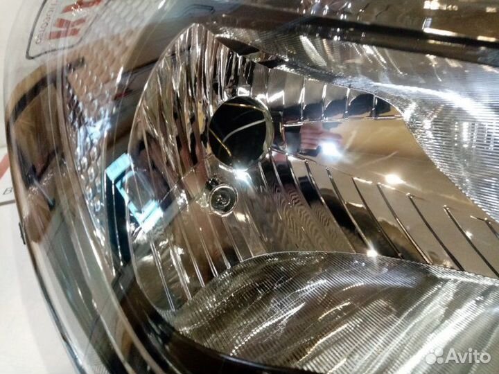 Блок фара левая или правая Hyundai Solaris 2 2020