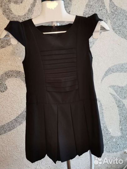 Сарафан чёрный, блузка белая