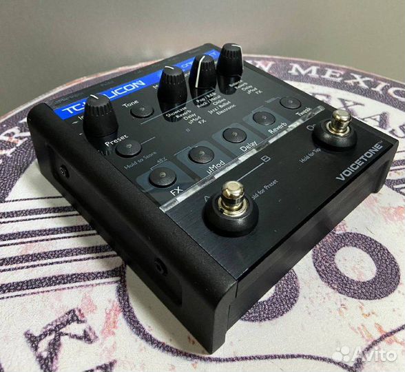 Вокальный процессор TC Helicon VoiceTone Create XT