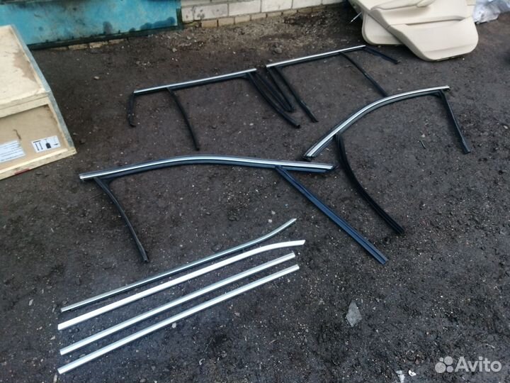 Молдинг стекла двери хром BMW X4 F26