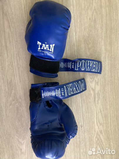 Боксерские перчатки 12 oz