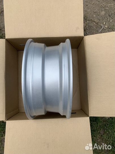 Комплект литых дисков R17x5x114,3