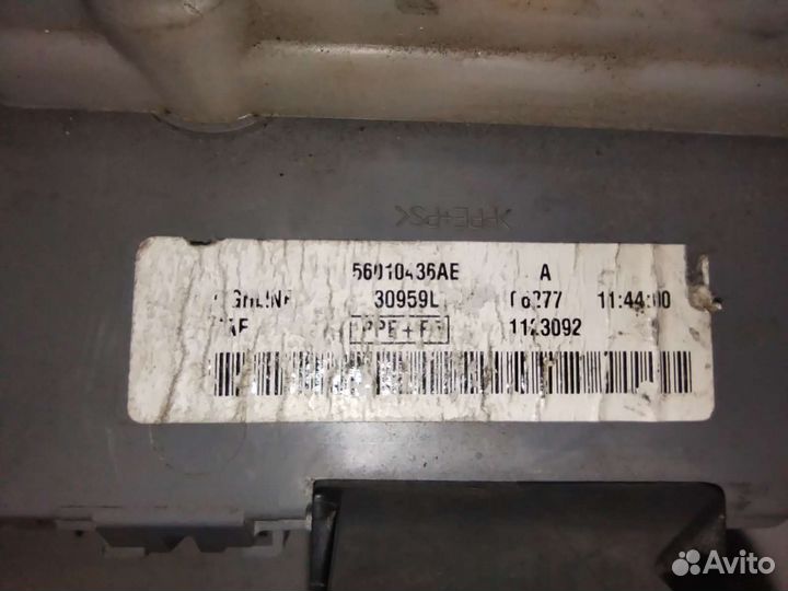 Блок предохранитель Jeep Cherokee/Liberty