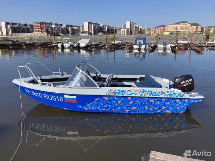 Катер с мотором Suzuki DF60A