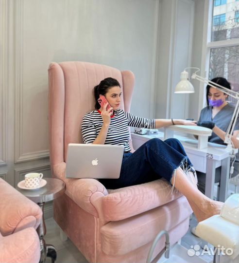 Маникюр педикюр гель лак