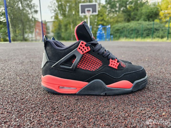 Nike air jordan 4 retro