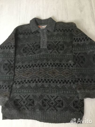 Джемпер шерстяной на 10-14 лет