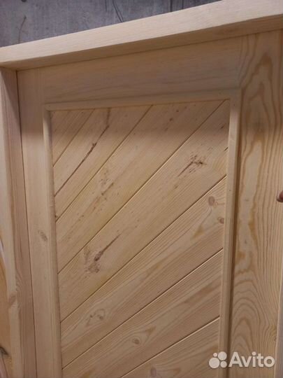 Двери массив сосна для дома и бани