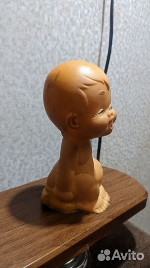 Игрушка резиновая «Мальчик на горшке» времен СССР