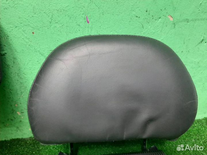 Подголовники задние Volvo XC90 2006