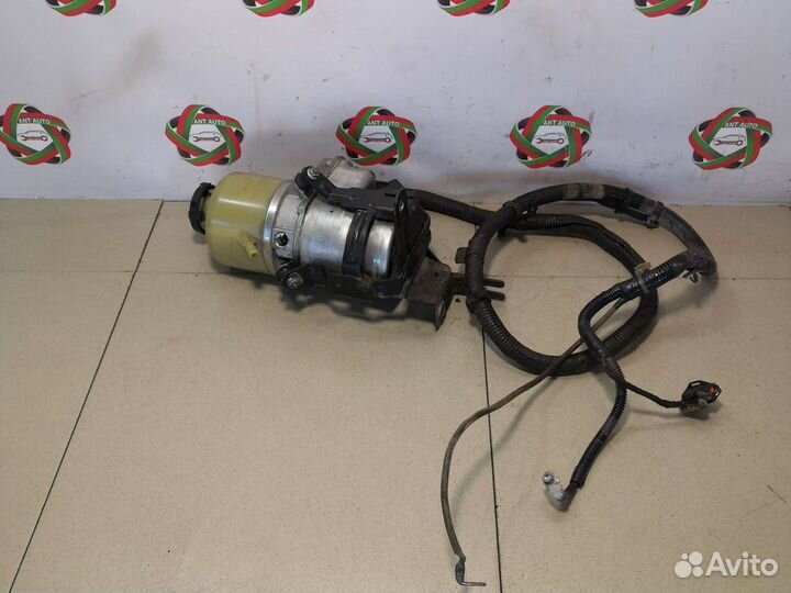 Opel Astra H Насос эгур