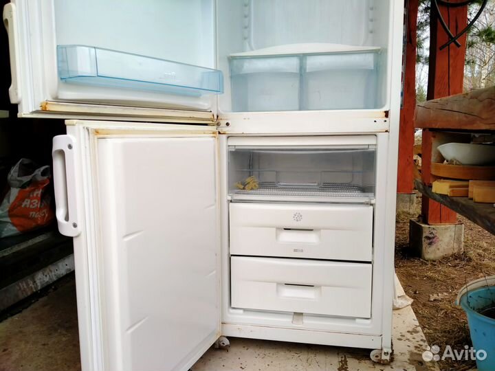 Холодильник двухкамерный. Electrolux. С доставкой