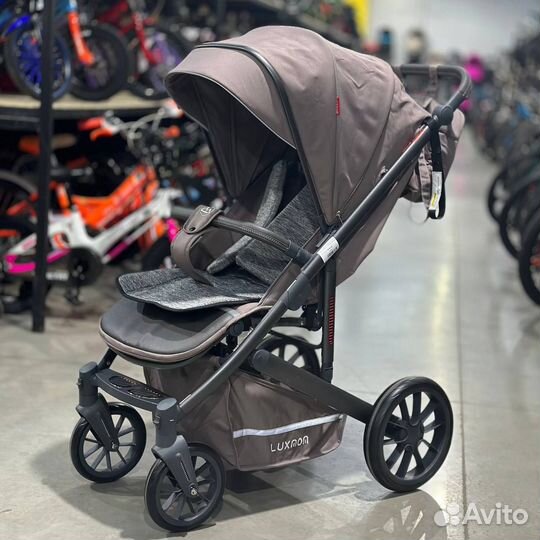 Коляска детская прогулочная