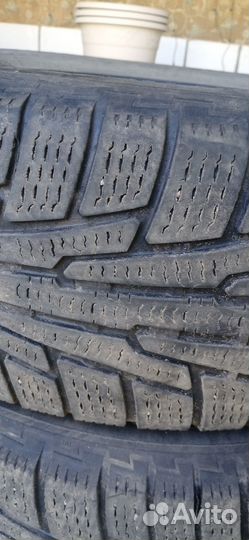 Nokian Tyres Hakkapeliitta R SUV 225/60 R17