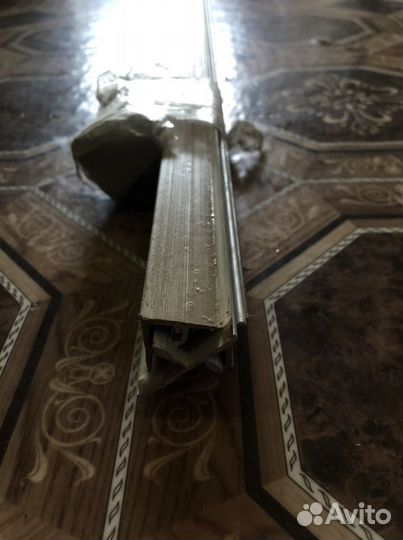 Плинтус для столешницы