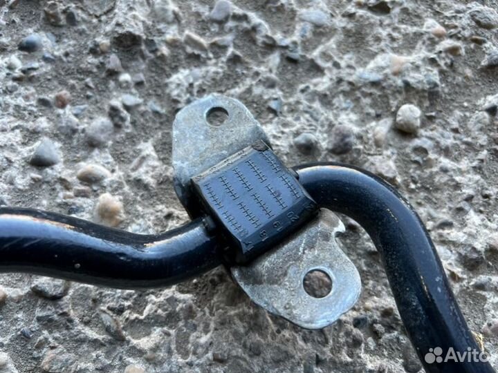 Стабилизатор передний Renault Arkana пробег 46