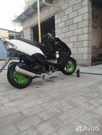 Suzuki lets 2 new