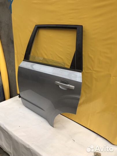 Дверь задняя левая Subaru Forester