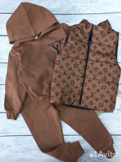 Костюмы- тройки детские