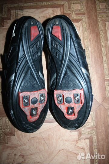 Велотуфли Northwave 42 + шипы Shimano