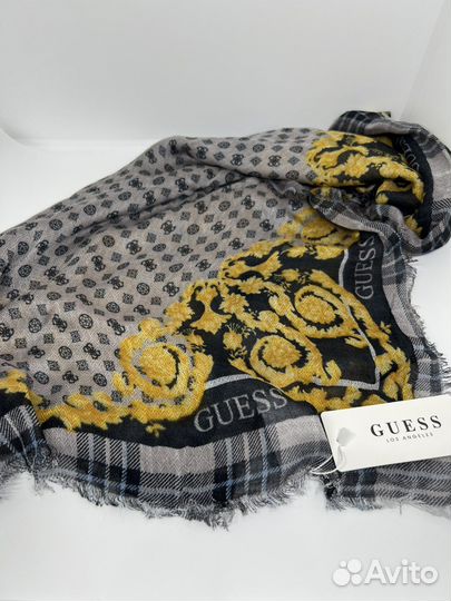 Платок guess 120*120.вискоза. Оригинал