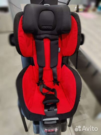 Автокресло Recaro