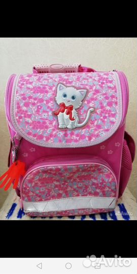 Школьный рюкзак для девочки, состояние б/у