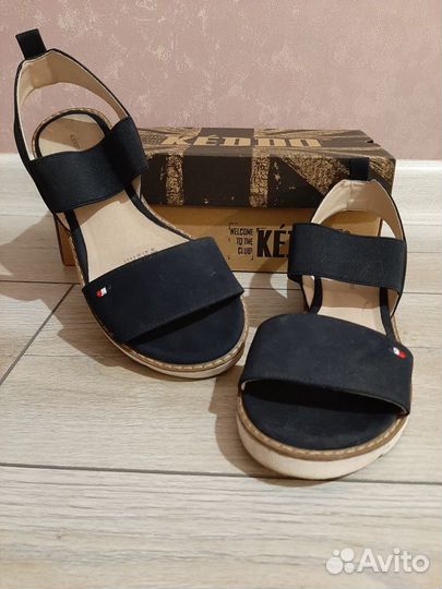 Обувь детская. Ветровка. Пальто демисезонное