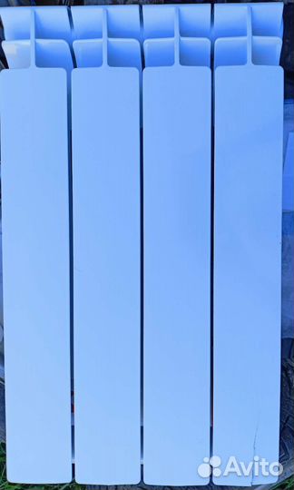 Биметаллический радиатор отопителя Tenrad