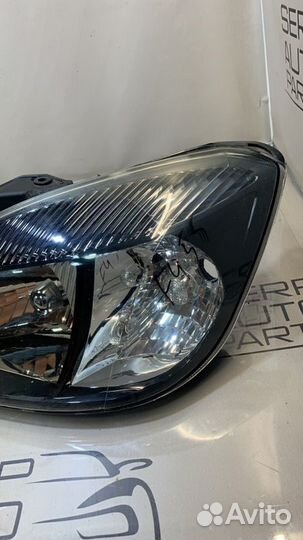 Фара передняя левая Kia Rio 2 JB G4EE 1.4 2011