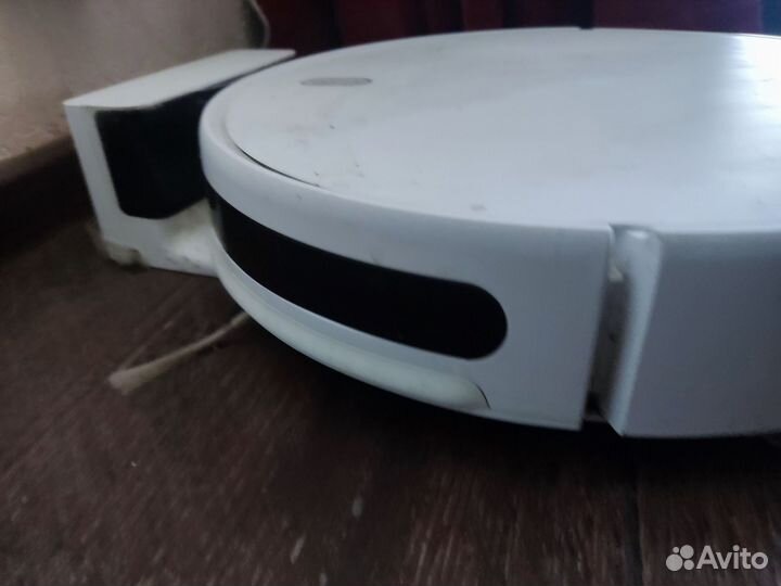 Робот пылесос